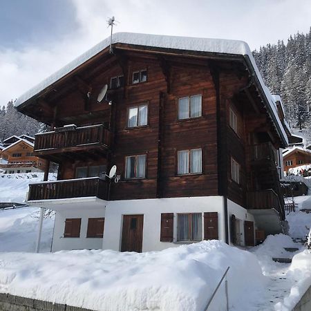 Ferienwohnung Im Chalet Boubou Wiler Екстер'єр фото