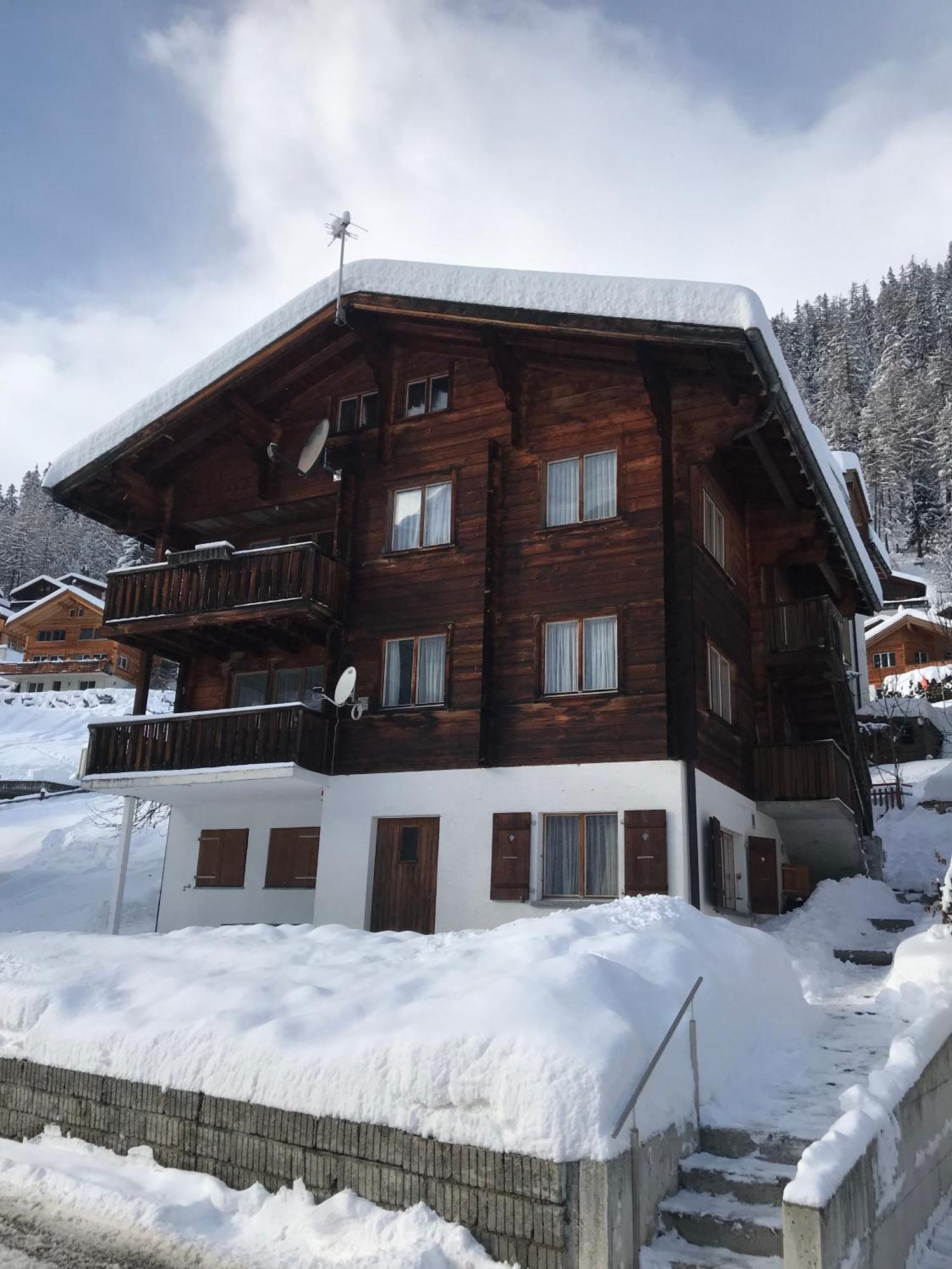 Ferienwohnung Im Chalet Boubou Wiler Екстер'єр фото